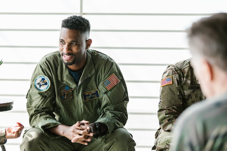 Veterans thriving in group therapy